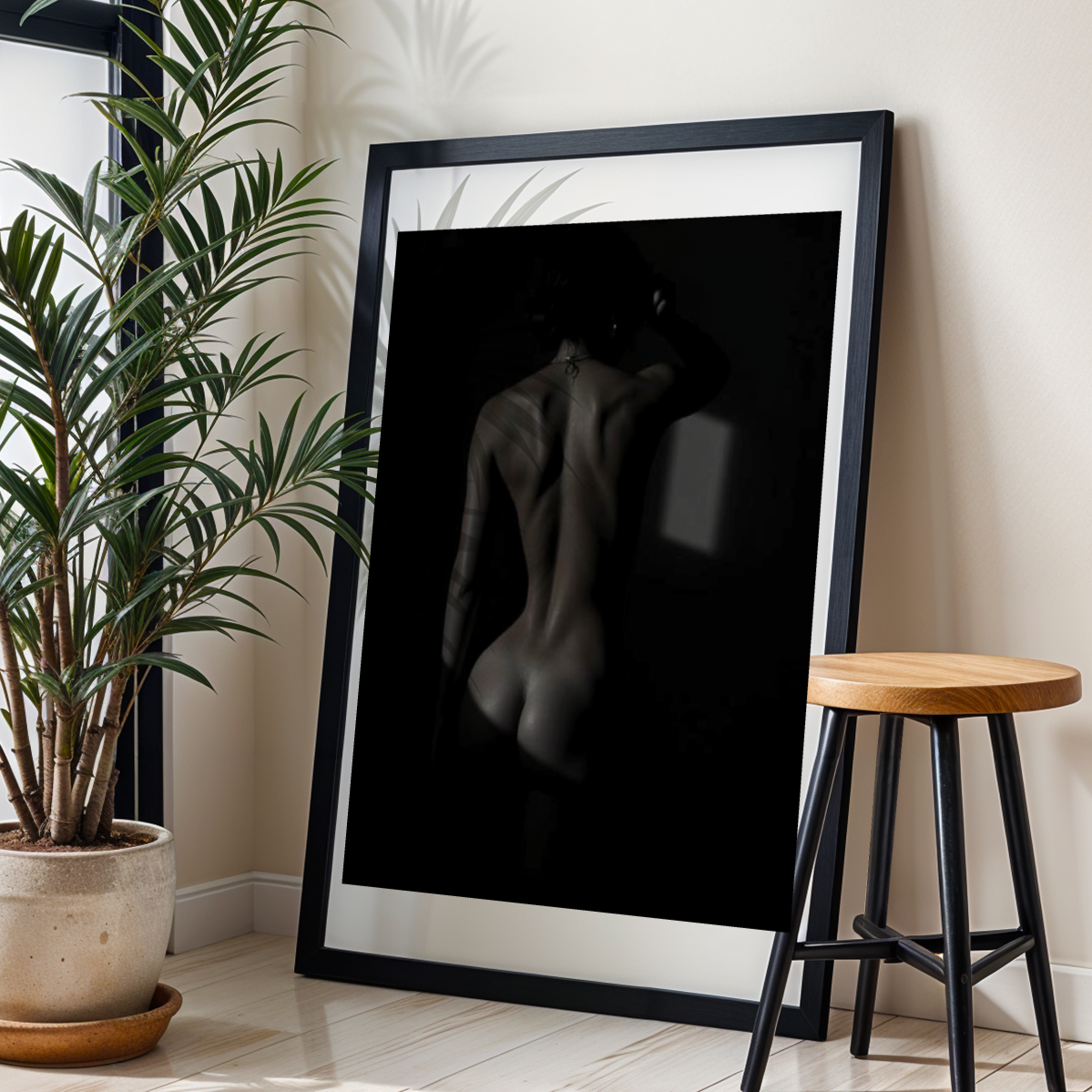 Gerahmtes poster in schwarz weiß, minimalistisches poster mit weiblicher Figur, Dunkle Ästhetik, nackte frau, Wanddekoration, Modernes Poster, Home Decor